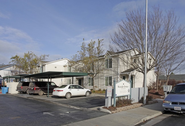 Westside Terrace in Hollister, CA - Building Photo - Building Photo