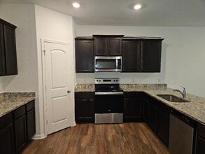 18412 Speculator Ln, Unit 8 in Elgin, TX - Building Photo - Building Photo