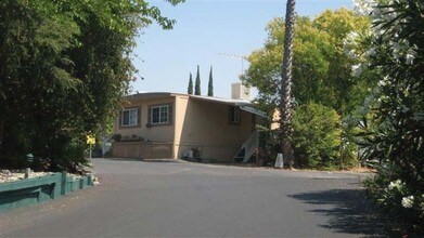 Sunny Acres in Concord, CA - Foto de edificio - Other