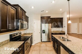 193 Brentley Ln in Orange Park, FL - Foto de edificio - Building Photo