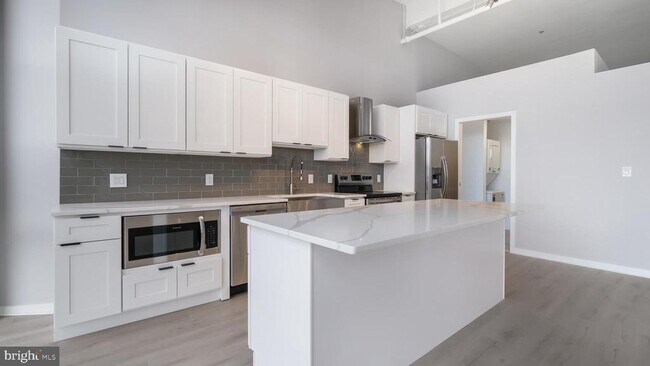 property at 444 N 4th St