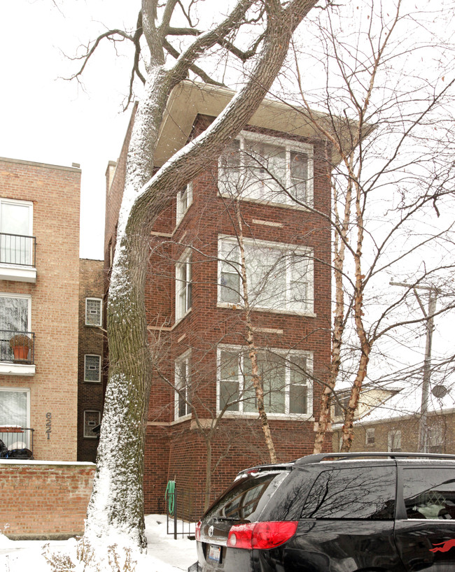 6219 N Hermitage Ave in Chicago, IL - Foto de edificio - Building Photo