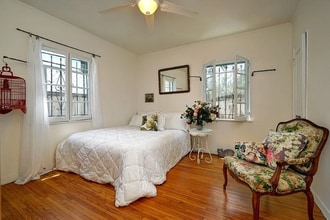 7714 Waring Ave in Los Angeles, CA - Building Photo - Building Photo