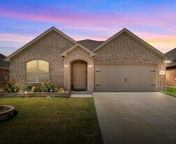 1215 Cres View Dr in Anna, TX - Building Photo