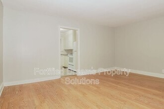 421 E Twenty-Fourth St in Winston-Salem, NC - Building Photo - Building Photo