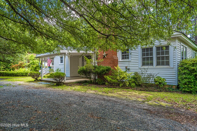 property at 503 Carolina St