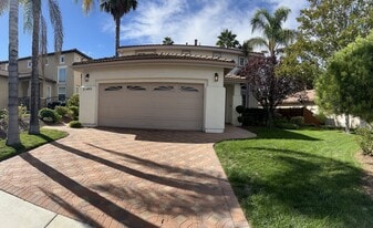 31495 Sunningdale Dr in Temecula, CA - Building Photo