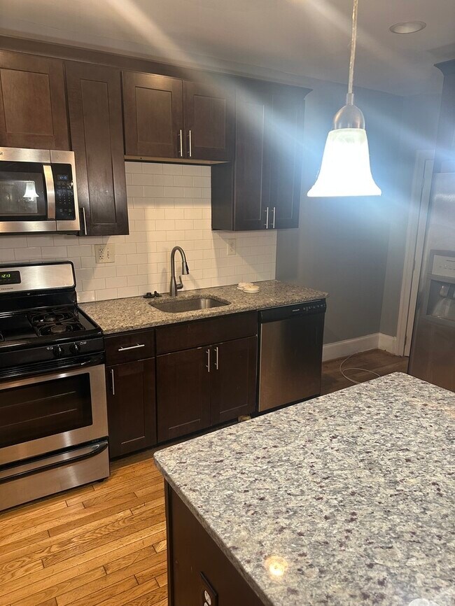 property at 552 E 38th St