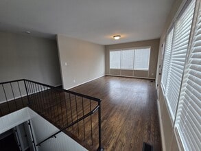 611 Austin Ln in Herndon, VA - Building Photo - Building Photo