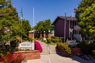 Lakeview Apartments in Fremont, CA - Building Photo