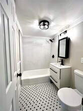 21 Elissa Ln-Unit -1 in Yonkers, NY - Building Photo - Building Photo