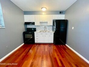 3107 Melody Acres Ln in Louisville, KY - Building Photo - Building Photo