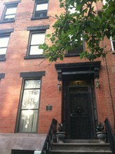 575 Classon Ave in Brooklyn, NY - Foto de edificio - Building Photo