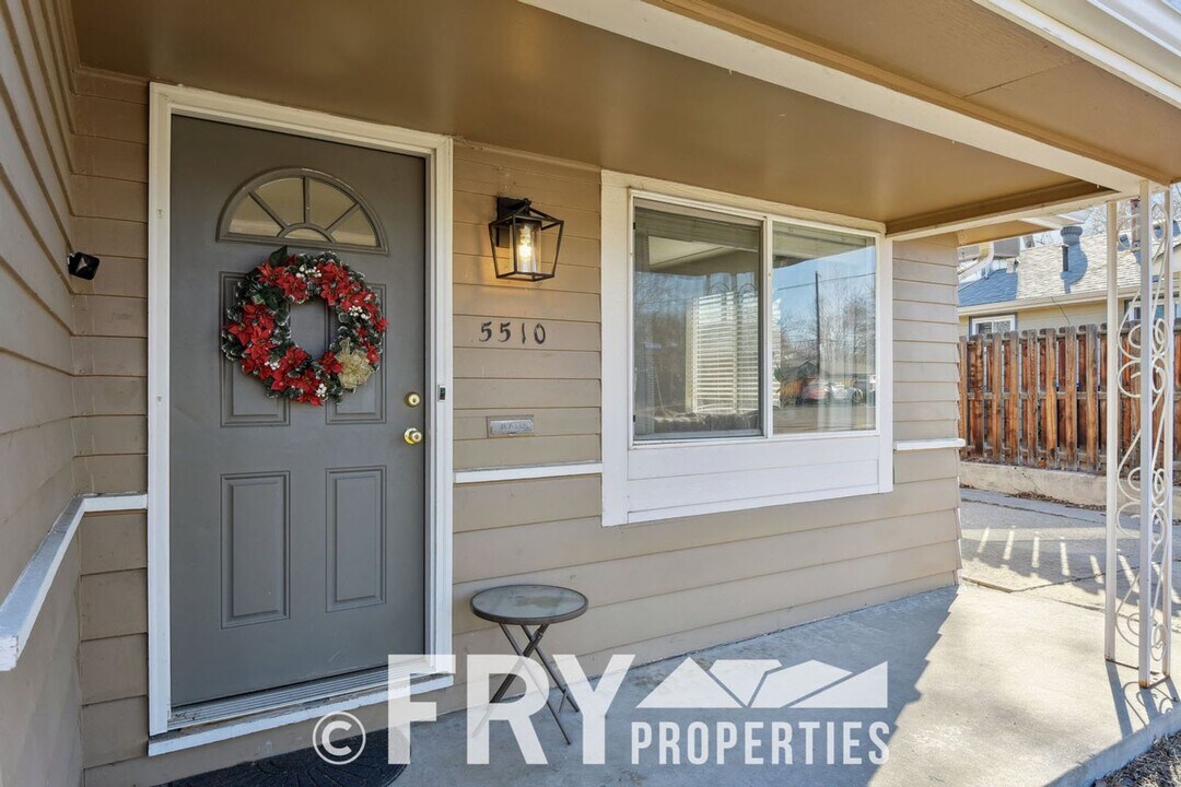 5510 Brentwood St in Arvada, CO - Building Photo