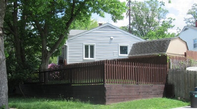 3800 Wexford Dr in Kensington, MD - Building Photo - Building Photo