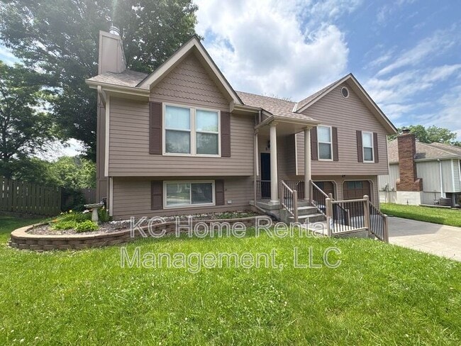 property at 8704 N Shannon Ave
