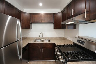 Citrus Court in Whittier, CA - Building Photo - Interior Photo