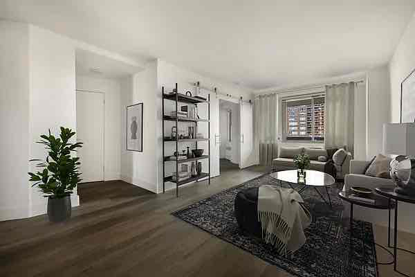 10460 Queens Blvd in Queens, NY - Building Photo