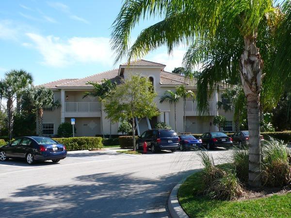 8913 Sandshot Ct