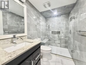 72 Dantek Ct in Brampton, ON - Building Photo - Building Photo