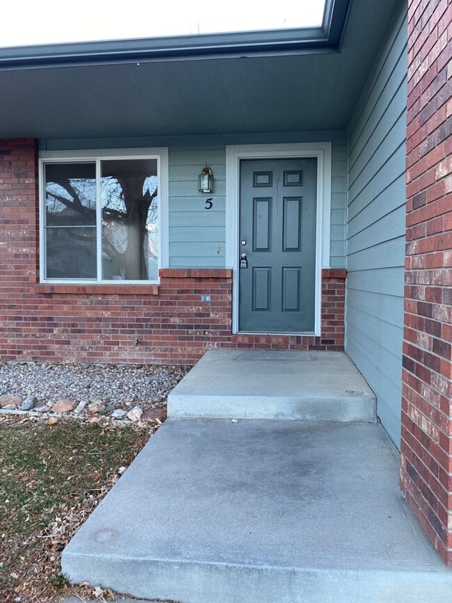 850 S Overland Trail in Fort Collins, CO - Foto de edificio - Building Photo