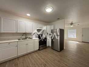 4847 Featherock Dr in San Antonio, TX - Building Photo - Building Photo