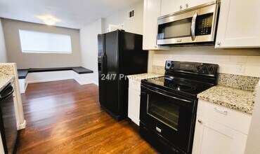 1556 7th St in West Linn, OR - Building Photo - Building Photo