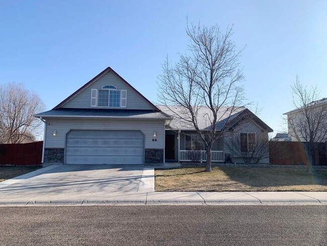 property at 66 S Belhaven Way