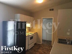 5749 Jardin Pl in Memphis, TN - Building Photo - Building Photo