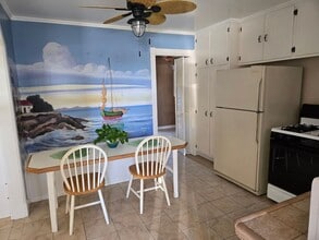 165 Addie St in Pismo Beach, CA - Foto de edificio - Building Photo