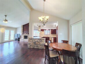 2546 Long Reach Dr in Sugar Land, TX - Building Photo - Building Photo