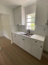 5028 NW 3rd Ave in Miami, FL - Building Photo - Building Photo
