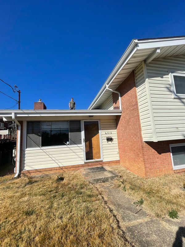 6010 Riggs Rd in Hyattsville, MD - Building Photo - Building Photo