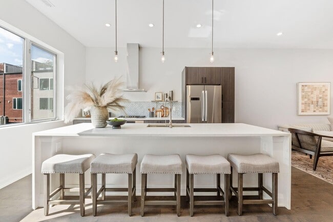 801 N 6th St in Columbus, OH - Building Photo - Building Photo