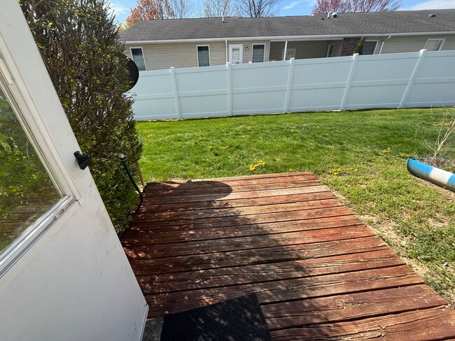 1621 Buttonwood Ct in Harrisonburg, VA - Building Photo - Building Photo
