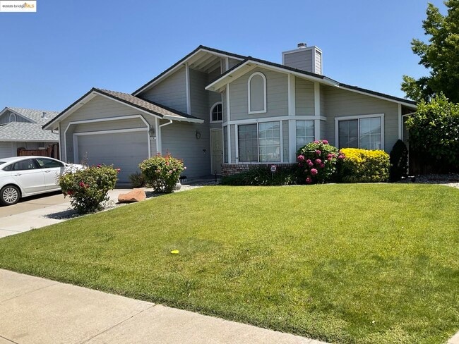property at 1741 Gateway Dr