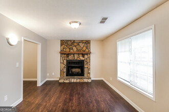 3066 Arden Way SW in Snellville, GA - Building Photo - Building Photo