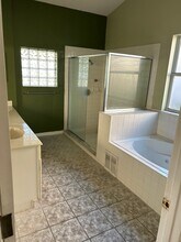 14307 Roxshire Dr in Orlando, FL - Foto de edificio - Building Photo