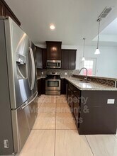 214 Fig Dr in Edinburg, TX - Foto de edificio - Building Photo
