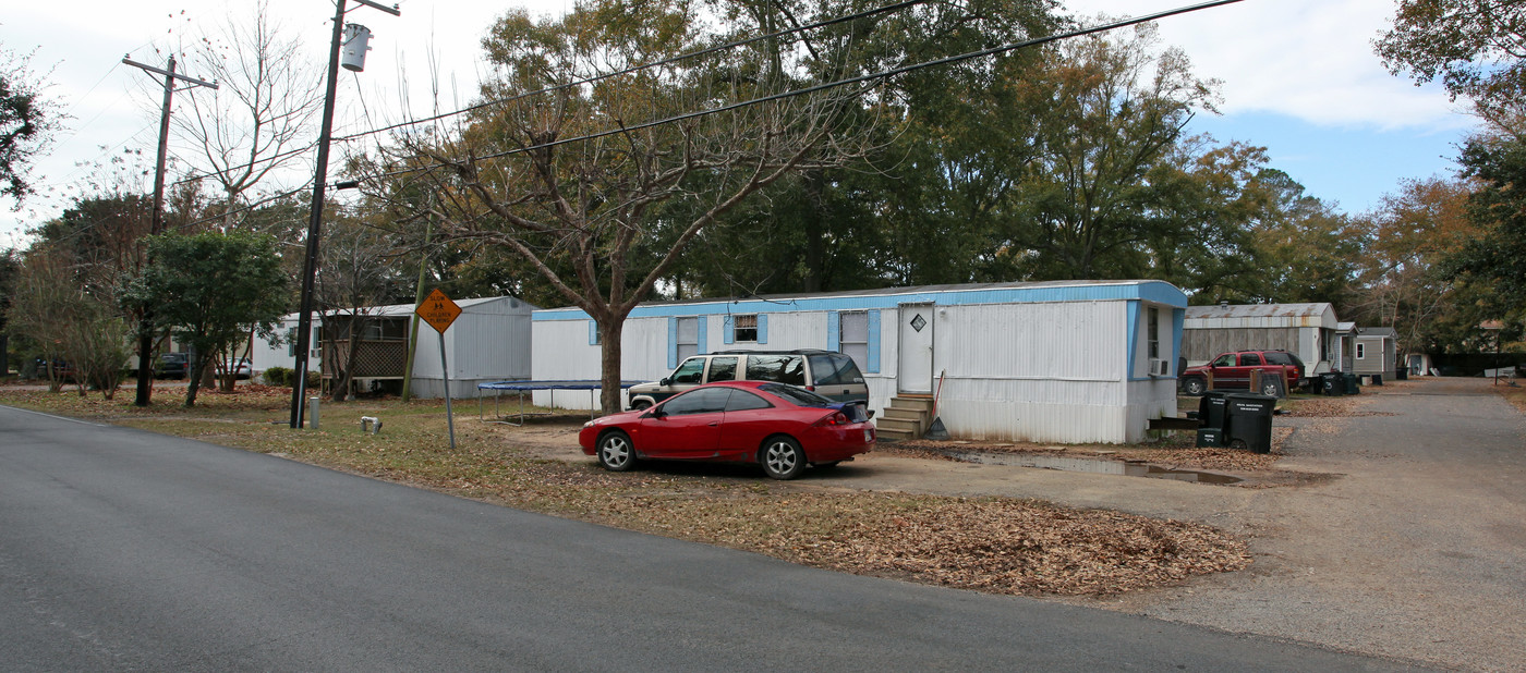 1311 22nd St in Pascagoula, MS - Building Photo