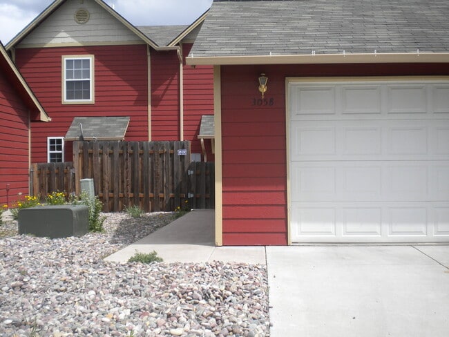 305 Bentley Park Loop in Missoula, MT - Building Photo - Building Photo