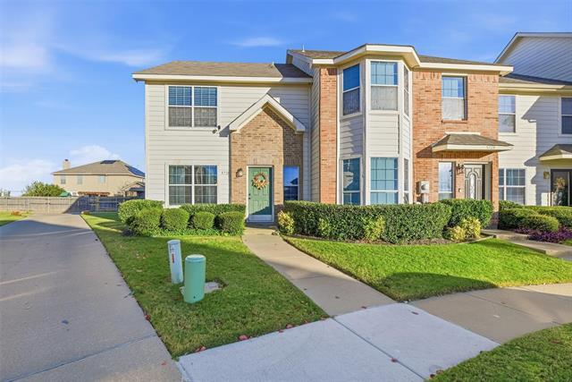 5728 Giddyup Ln in Fort Worth, TX - Building Photo - Building Photo