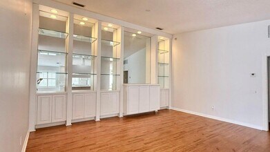 2243 Blue Springs Rd in West Palm Beach, FL - Building Photo - Building Photo