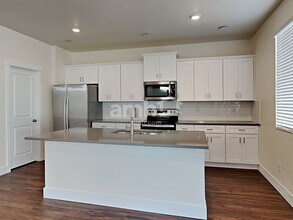 1284 E Ludlow St in Kuna, ID - Building Photo - Building Photo