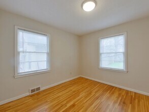 1823 N Jeanette Ave in Wichita, KS - Building Photo - Building Photo