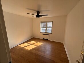 4847 Paddock Rd, Unit 1 in Cincinnati, OH - Building Photo - Building Photo