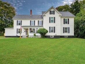 672 Lisbon St in Lisbon, ME - Building Photo - Building Photo