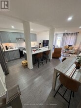 60 Sailors Landing in Bowmanville, ON - Building Photo - Building Photo