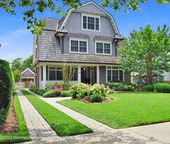 106 Stockton Blvd in Sea Girt, NJ - Building Photo