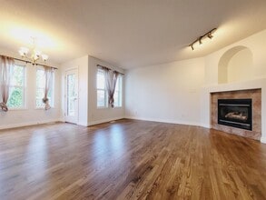 163 Cote Crescent NW in Edmonton, AB - Building Photo - Building Photo